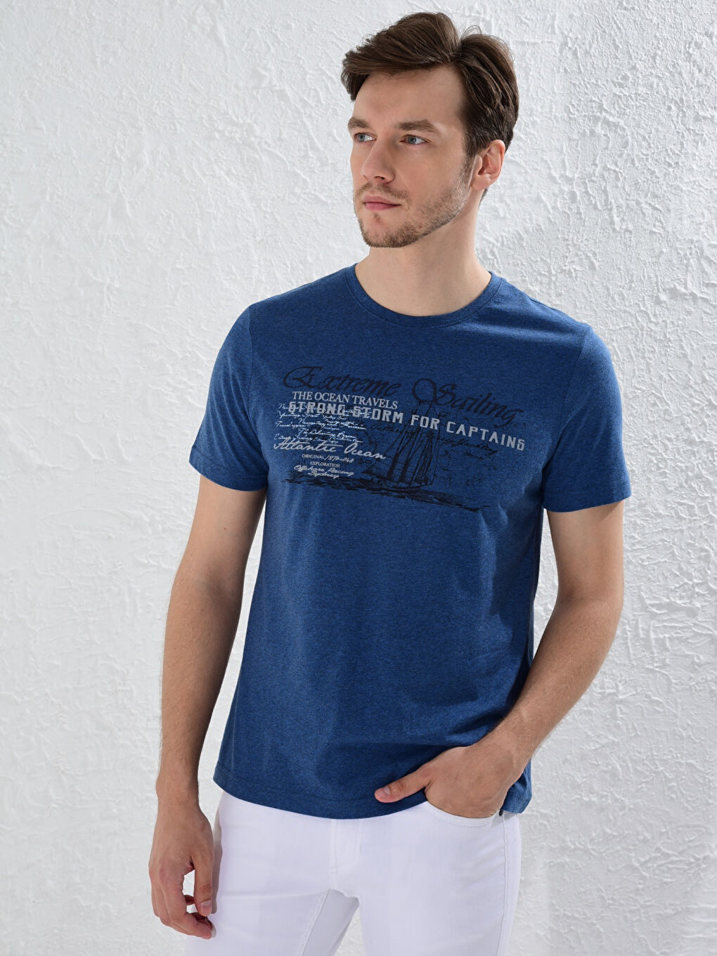 İndigo Bisiklet Yaka Baskılı Penye Tişört