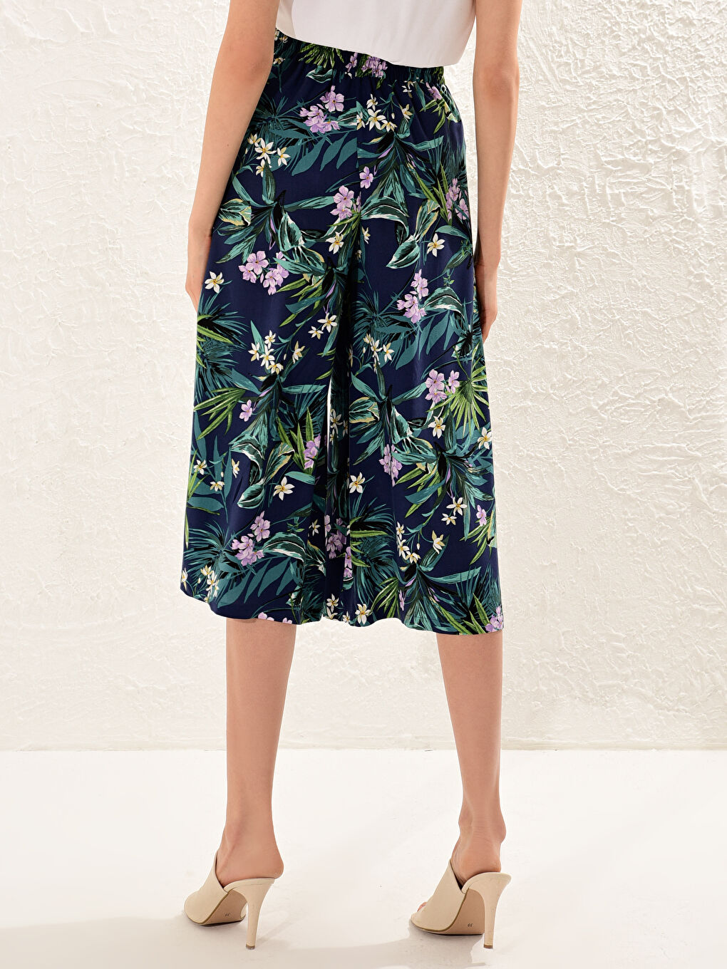 Lacivert Kadın Desenli Viskon Kapri-2