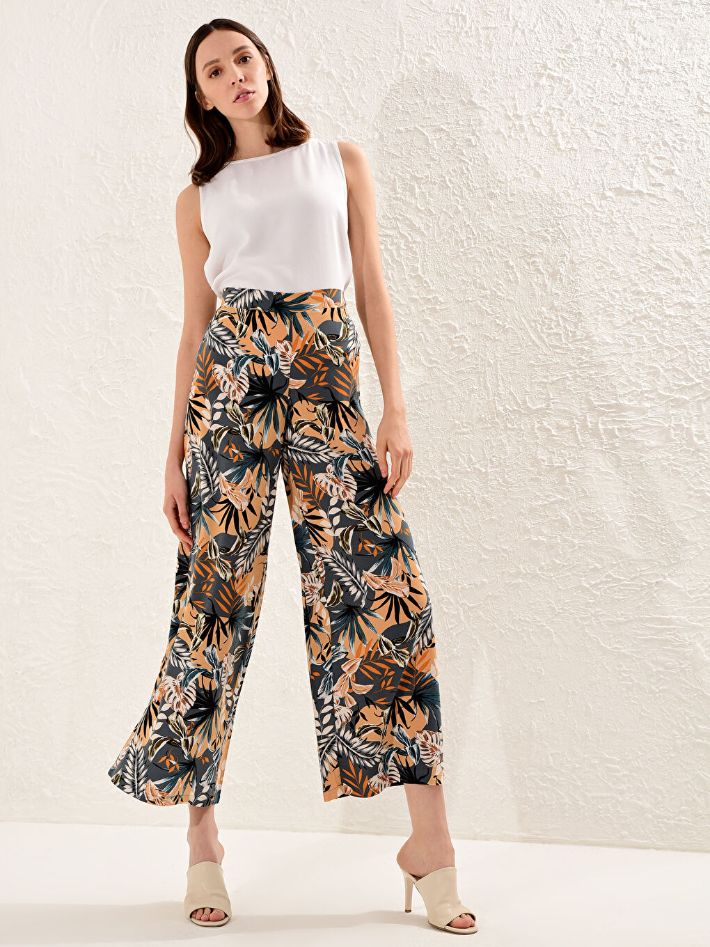 Elastic Waist Viscose Palazzo Pants