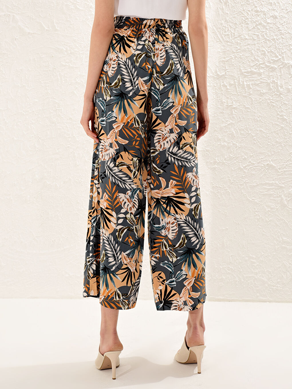 Elastic Waist Viscose Palazzo Pants-3