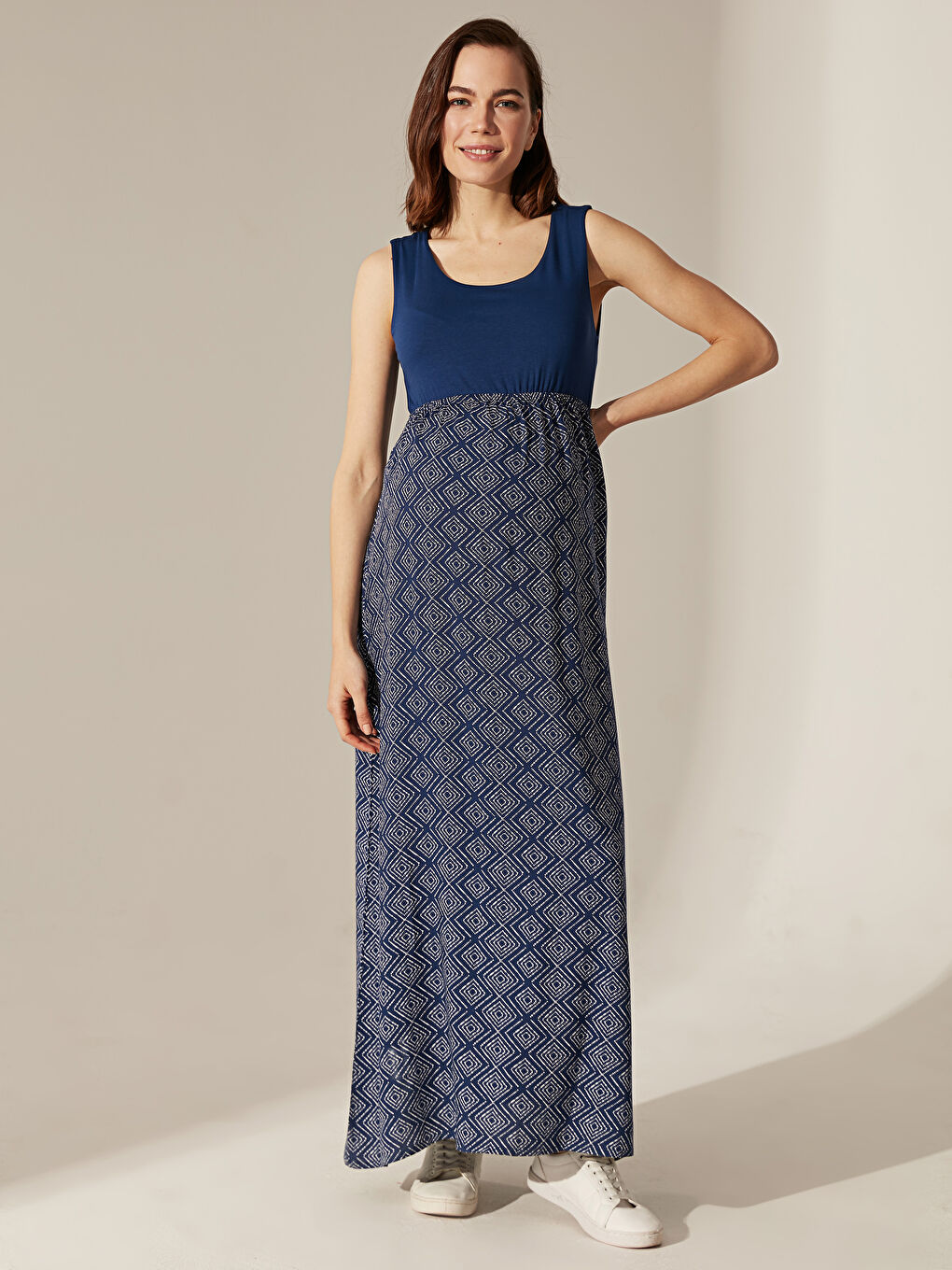 LCWAIKIKI Maternity Figured Maternity Maxi Dress -0SM294Z8-LSJ
