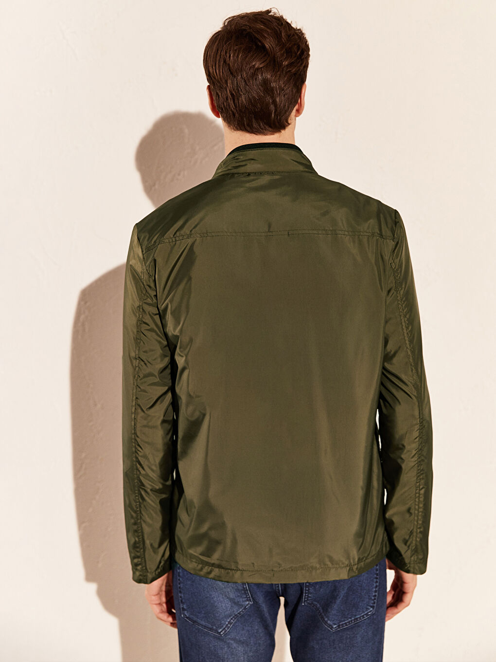 Haki Standart Kalıp Dik Yaka İnce Erkek Mont-4