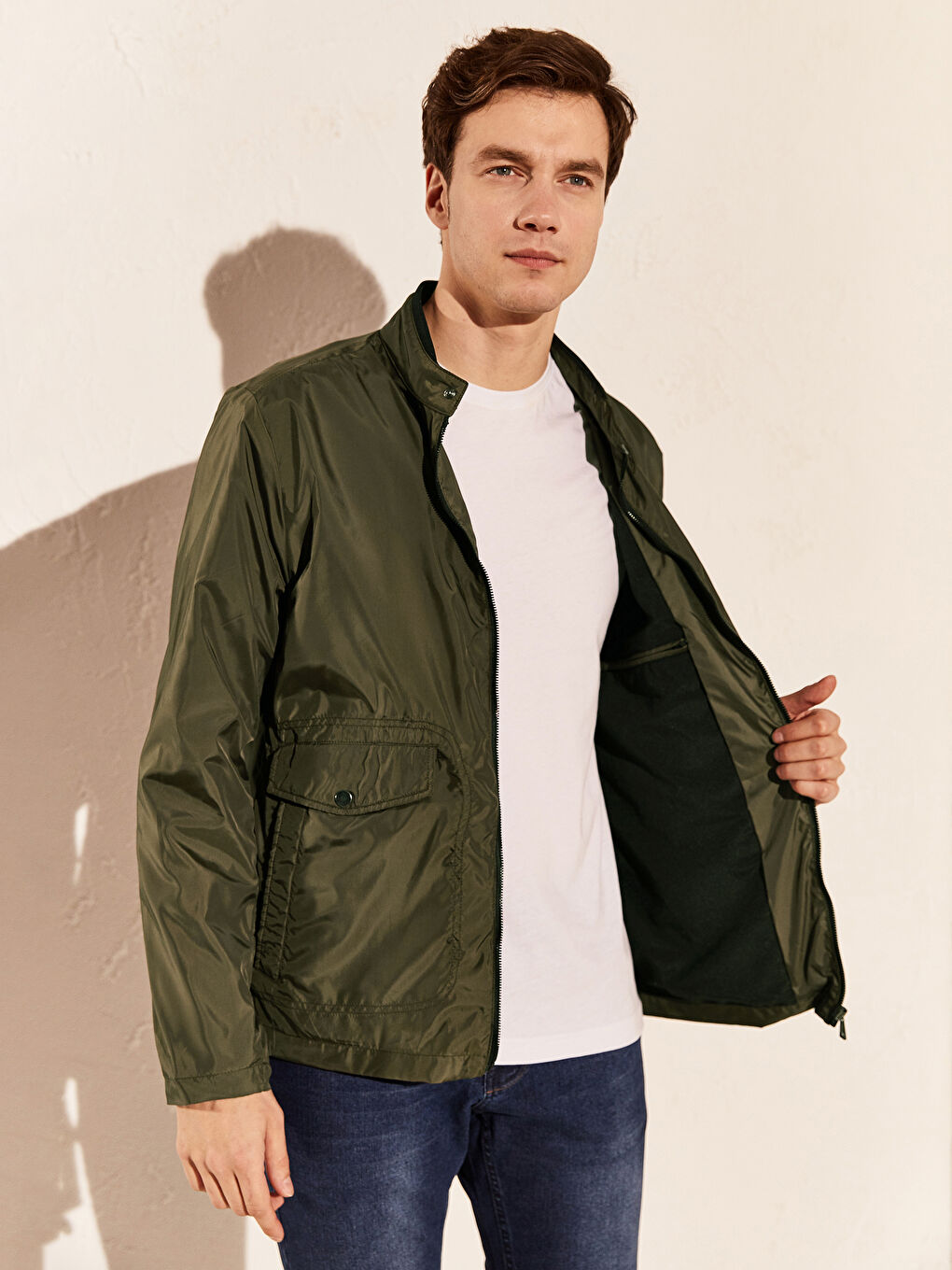 Haki Standart Kalıp Dik Yaka İnce Erkek Mont-1