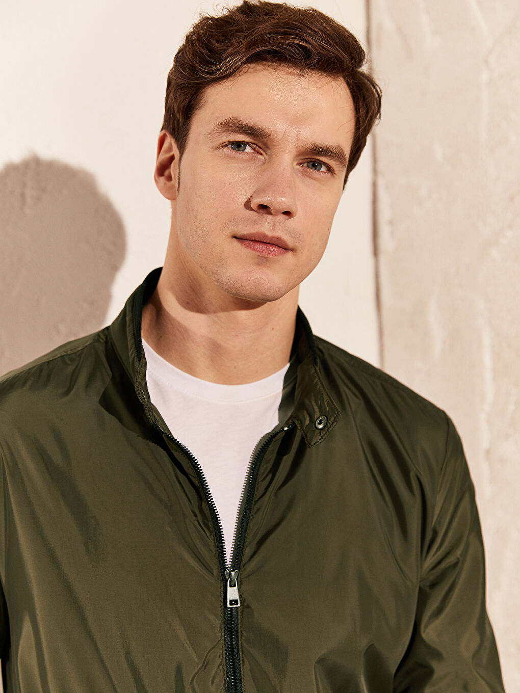 Haki Standart Kalıp Dik Yaka İnce Erkek Mont-2