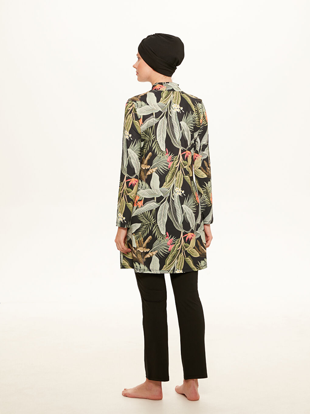 ملابس سباحة محتشمة بأكمام طويلة للسيدات-2