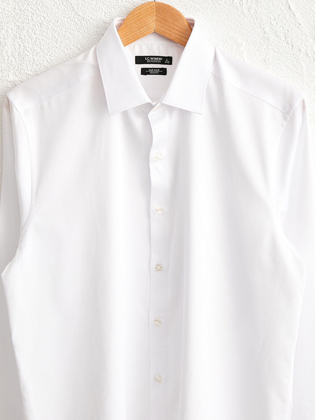 LCWAIKIKI Formal Slim Fit Long Sleeve Poplin Men's Shirt -0SN592Z8-JYX