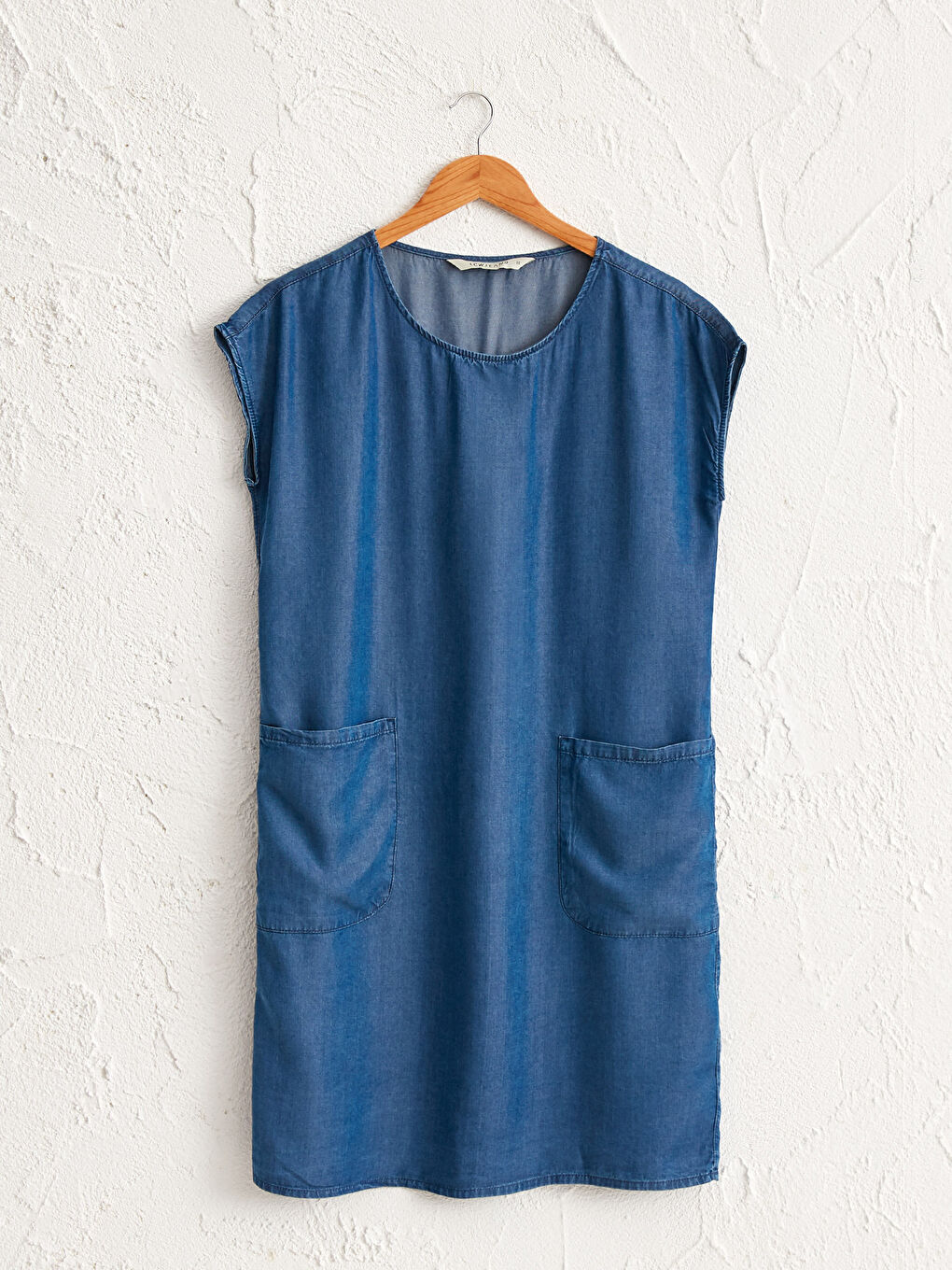 Women's Sleeveless Jean Dress