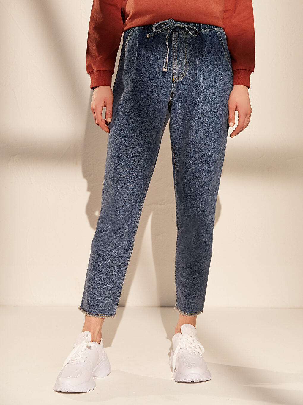 İndigo Rahat Kalıp Kadın Jean-4