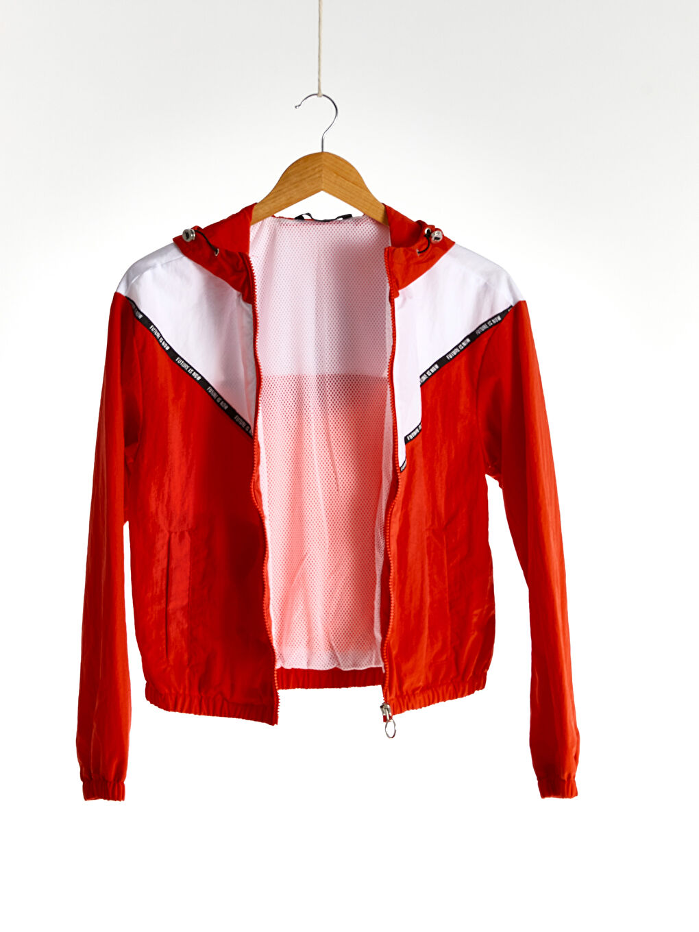 Turuncu Kapüşonlu Renk Bloklu Uzun Kollu İnce Kadın Yağmurluk-1