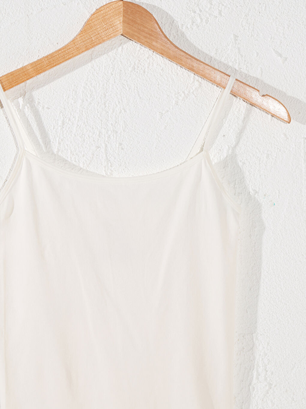 Ekru Kare Yaka Dikişsiz Askılı Atlet-1