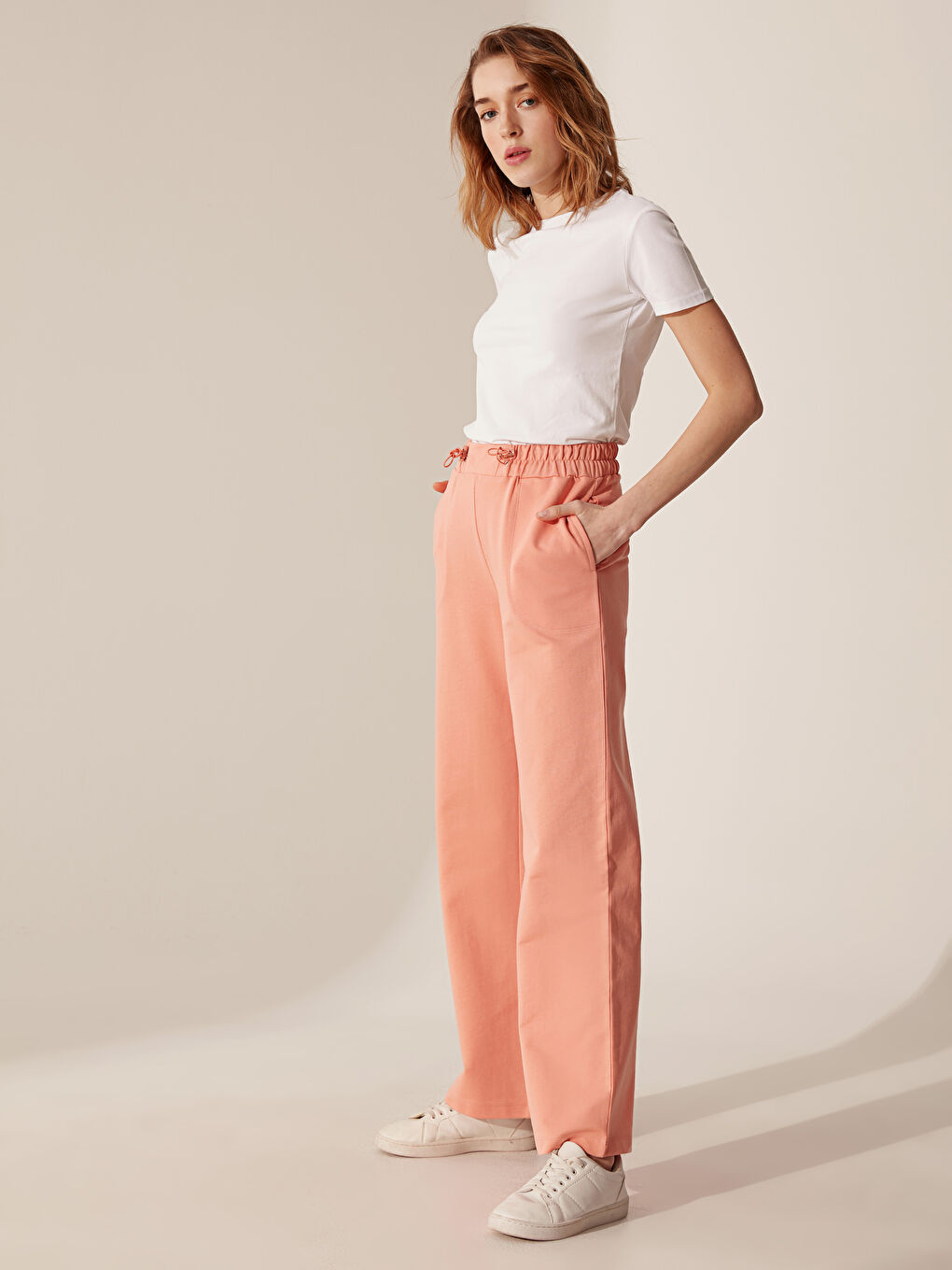 Pantaloni de Trening Dama din Material Fleece Croială Standard