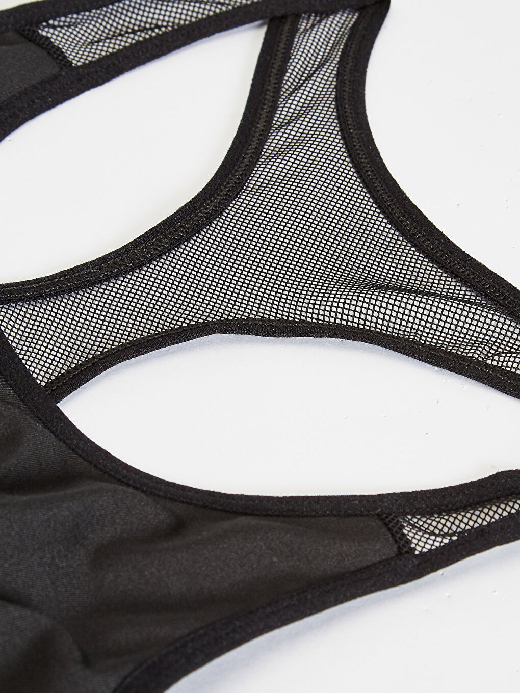 Siyah Sırt Detaylı Sporcu Sütyen-2