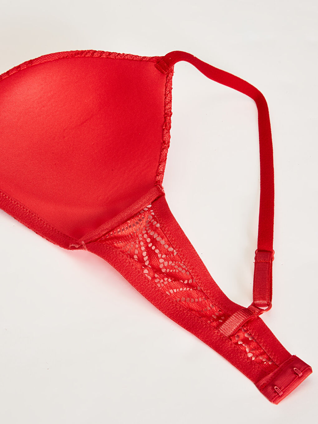 Kırmızı Dantel Detaylı T-shirt Sütyen-2
