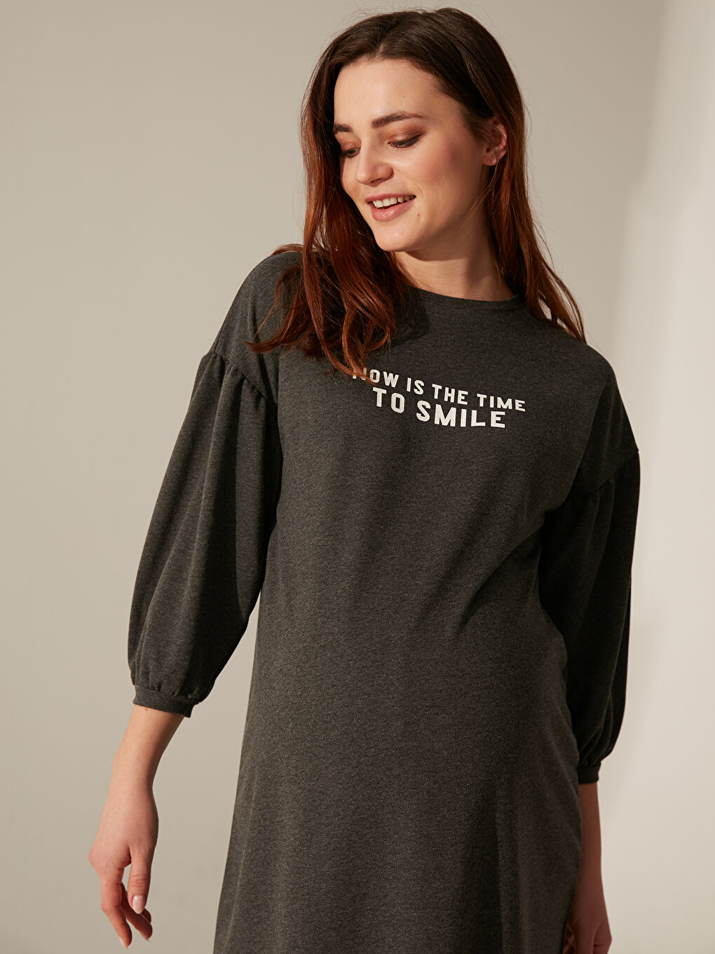 Gri Bisiklet Yaka Baskılı Hamile Elbise-4