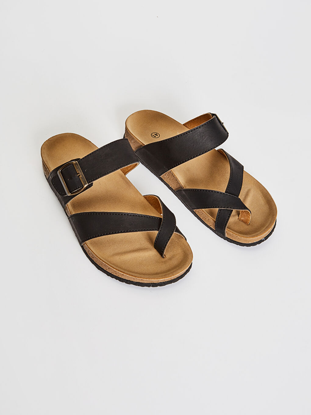 Siyah Erkek Toka Detaylı Park Arası Terlik