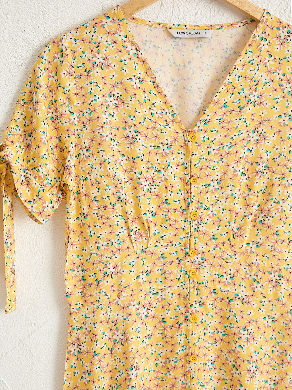 Sarı Çiçekli Viskon Elbise-2