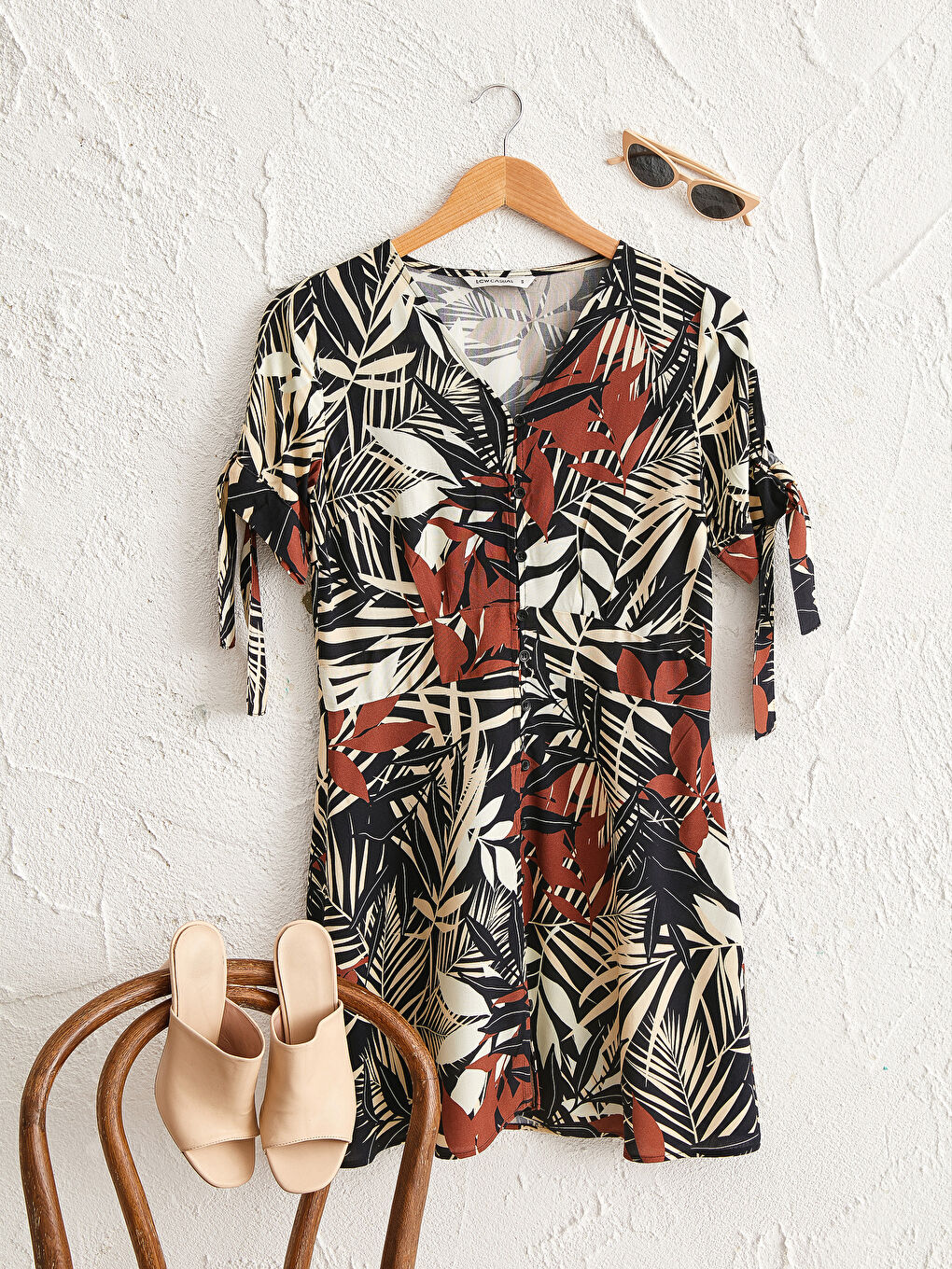 Bej Çiçekli Viskon Elbise