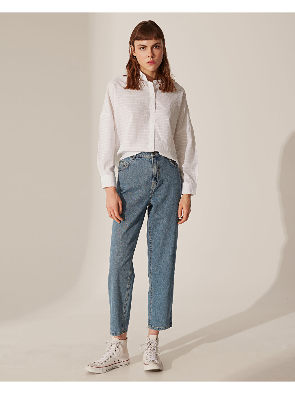 Beyaz Rahat Kalıp Uzun Kollu Poplin Kadın Dokulu Poplin Gömlek-4