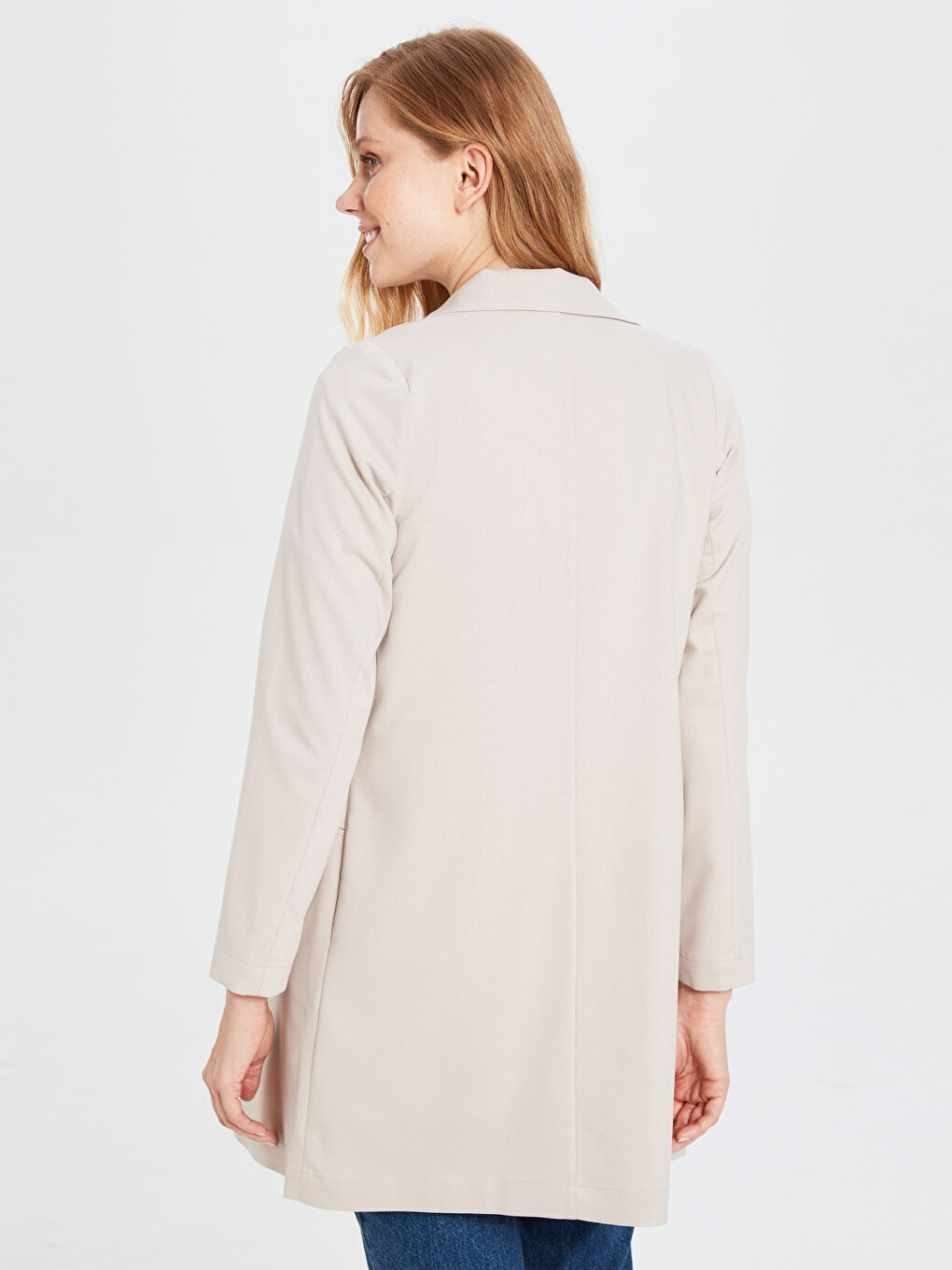 Bej Düğme Kapamalı Uzun Kollu Kadın Blazer Ceket-3