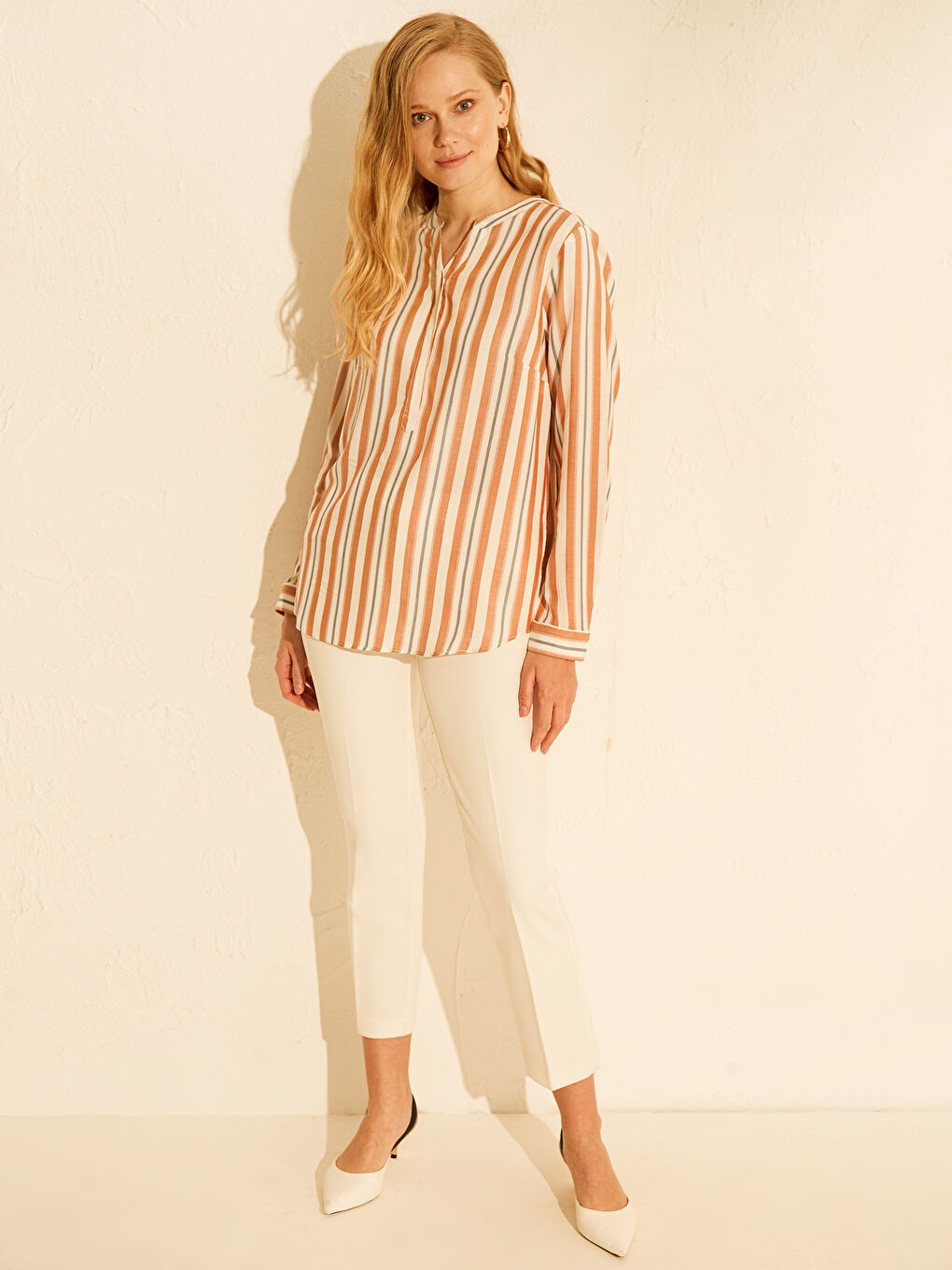 Turuncu Hakim Yaka Çizgili Uzun Kollu Viskon Kadın Bluz-1