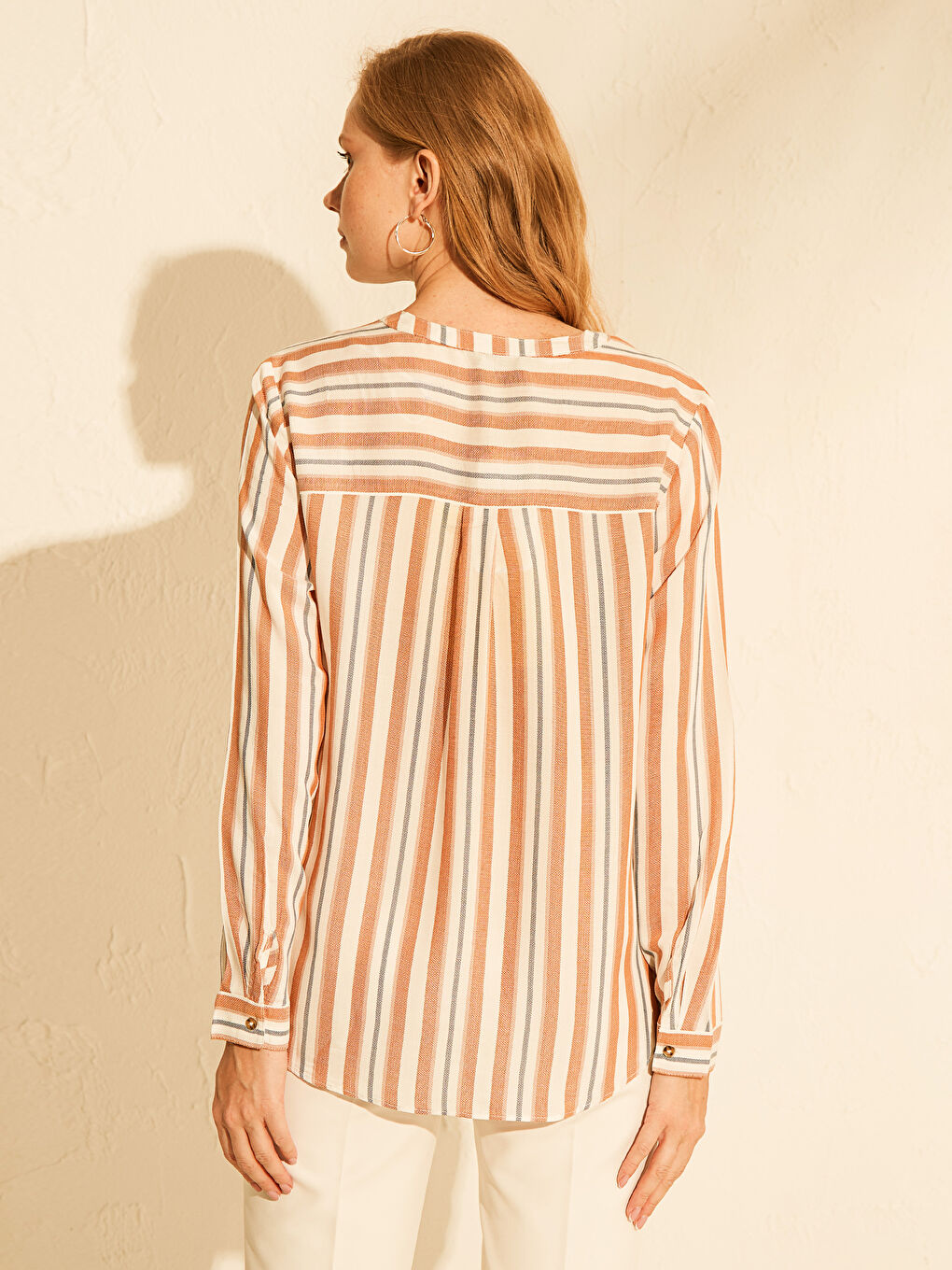 Turuncu Hakim Yaka Çizgili Uzun Kollu Viskon Kadın Bluz-2