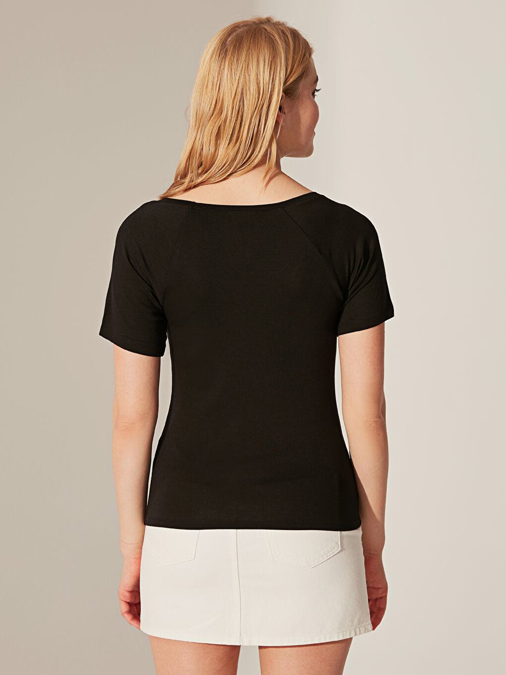 U-Neck Plain Cotton T-Shirt-3