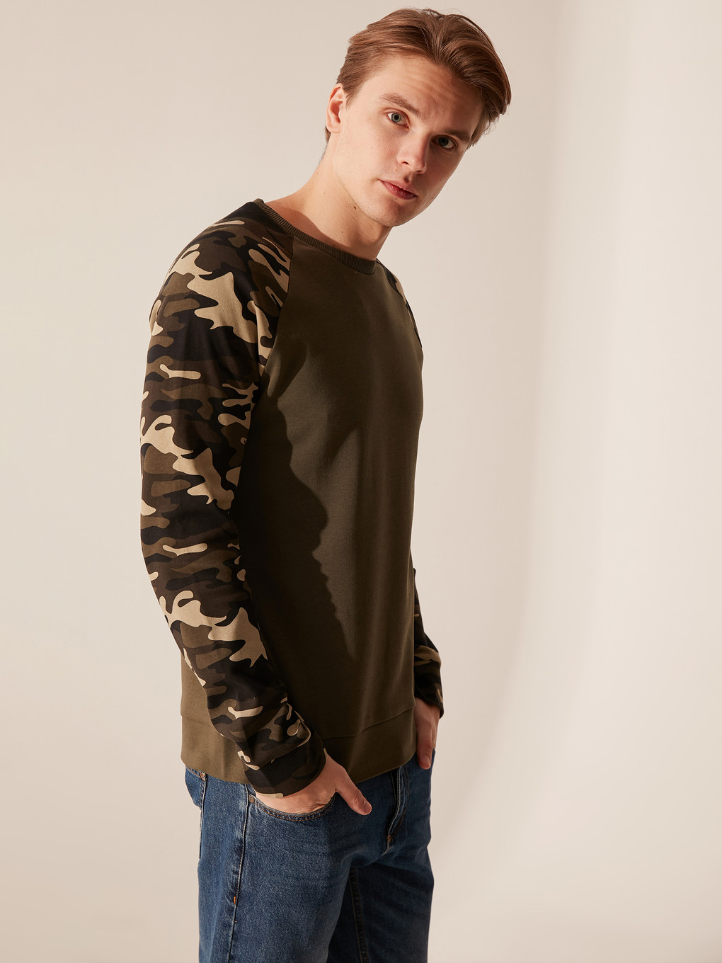 Haki Sweatshirt-1
