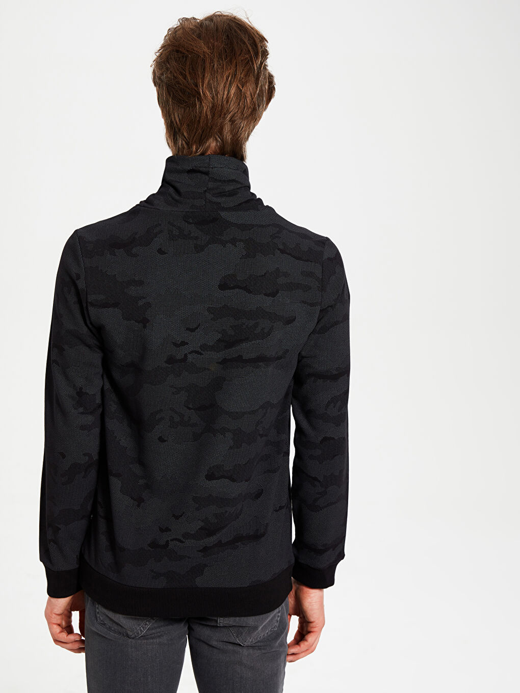 Siyah Keşiş Yaka Uzun Kollu Erkek Sweatshirt-2