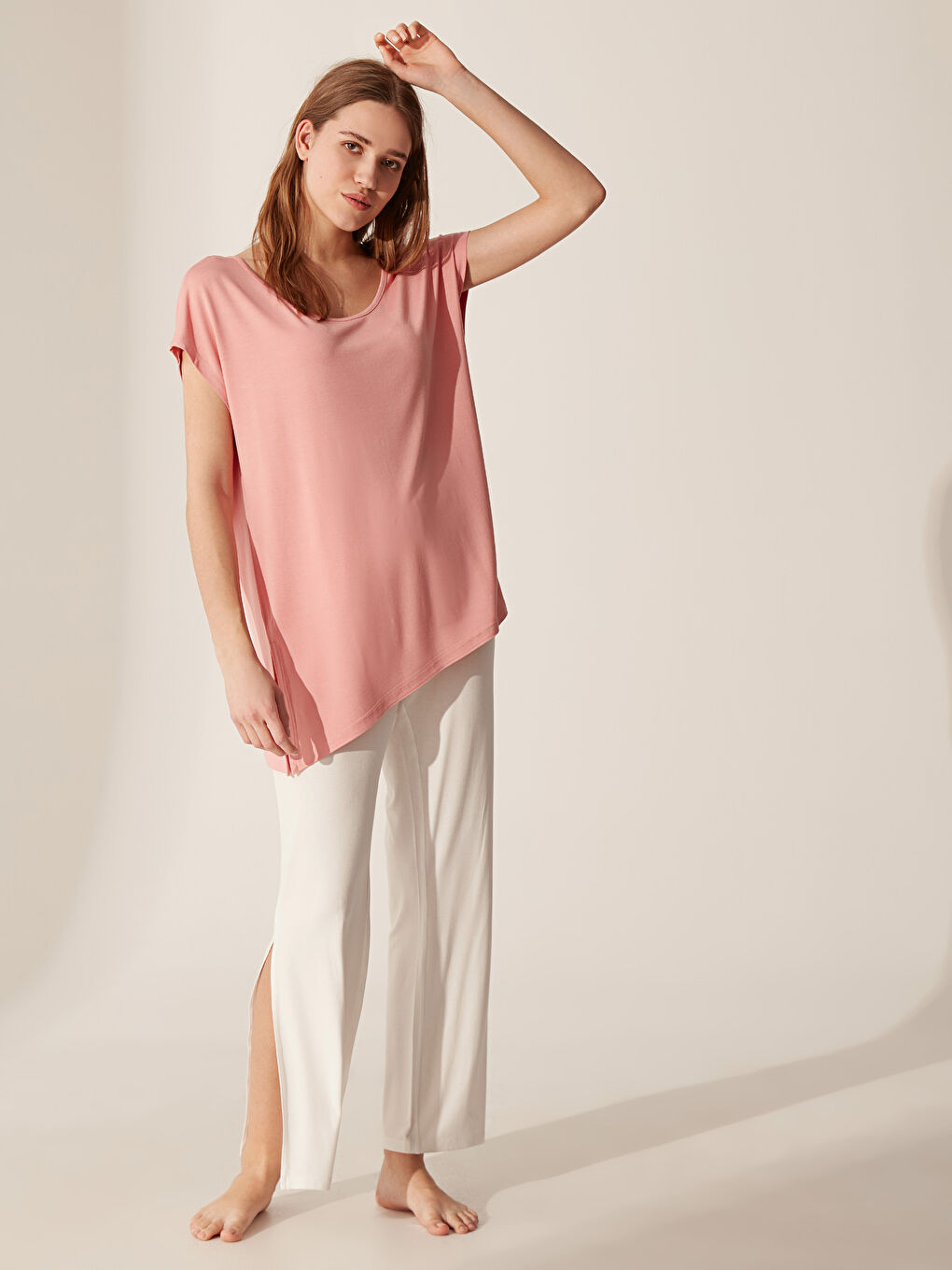 Pembe U Yaka Kısa Kollu Kadın Pijama Üst-2