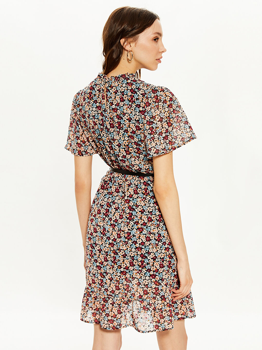 Siyah V Yaka Standart Fit Kısa Kollu Şifon Kadın Elbise-3