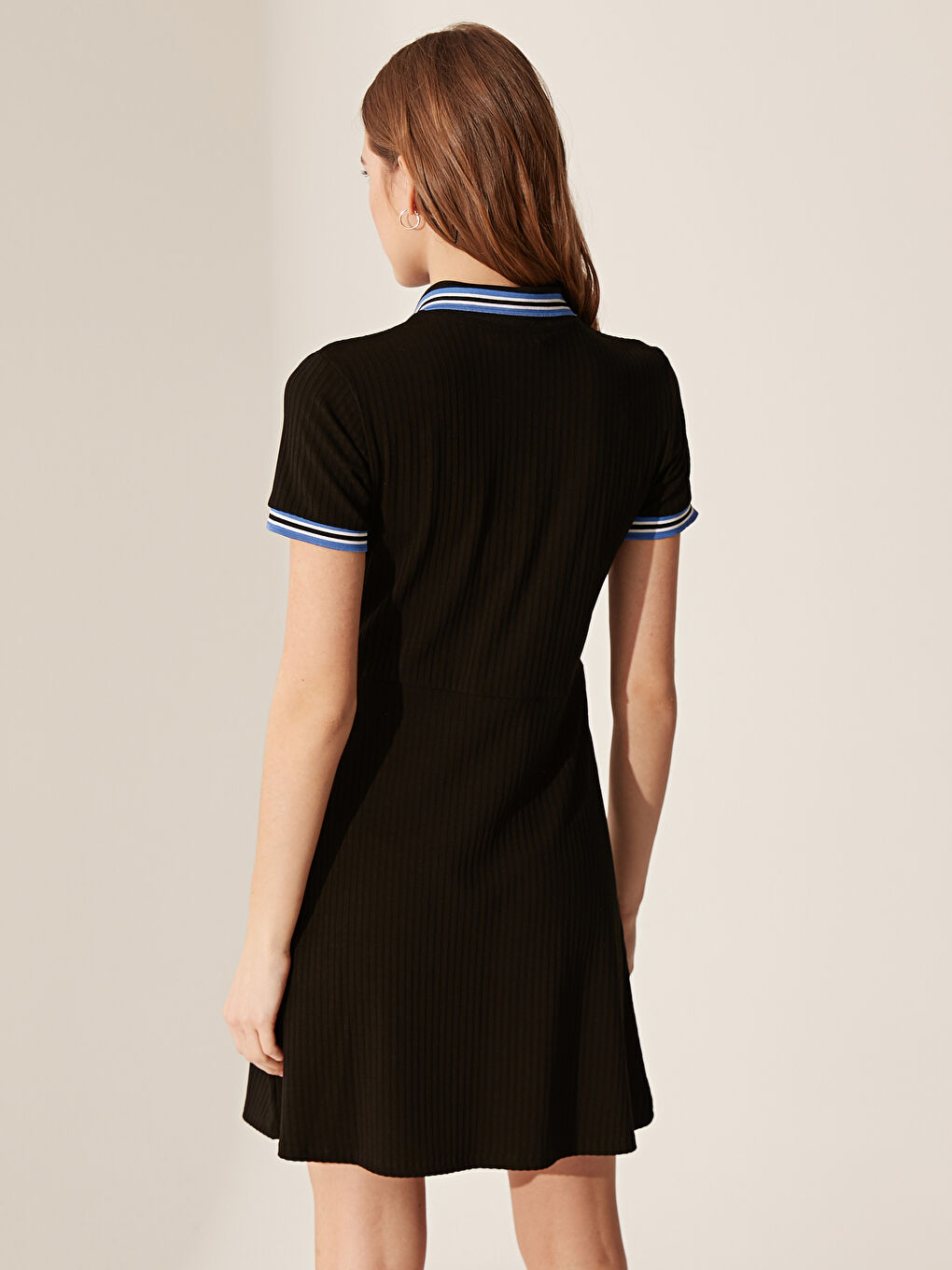 Detailed Button Slim Short Sleeve Women's Dress-3