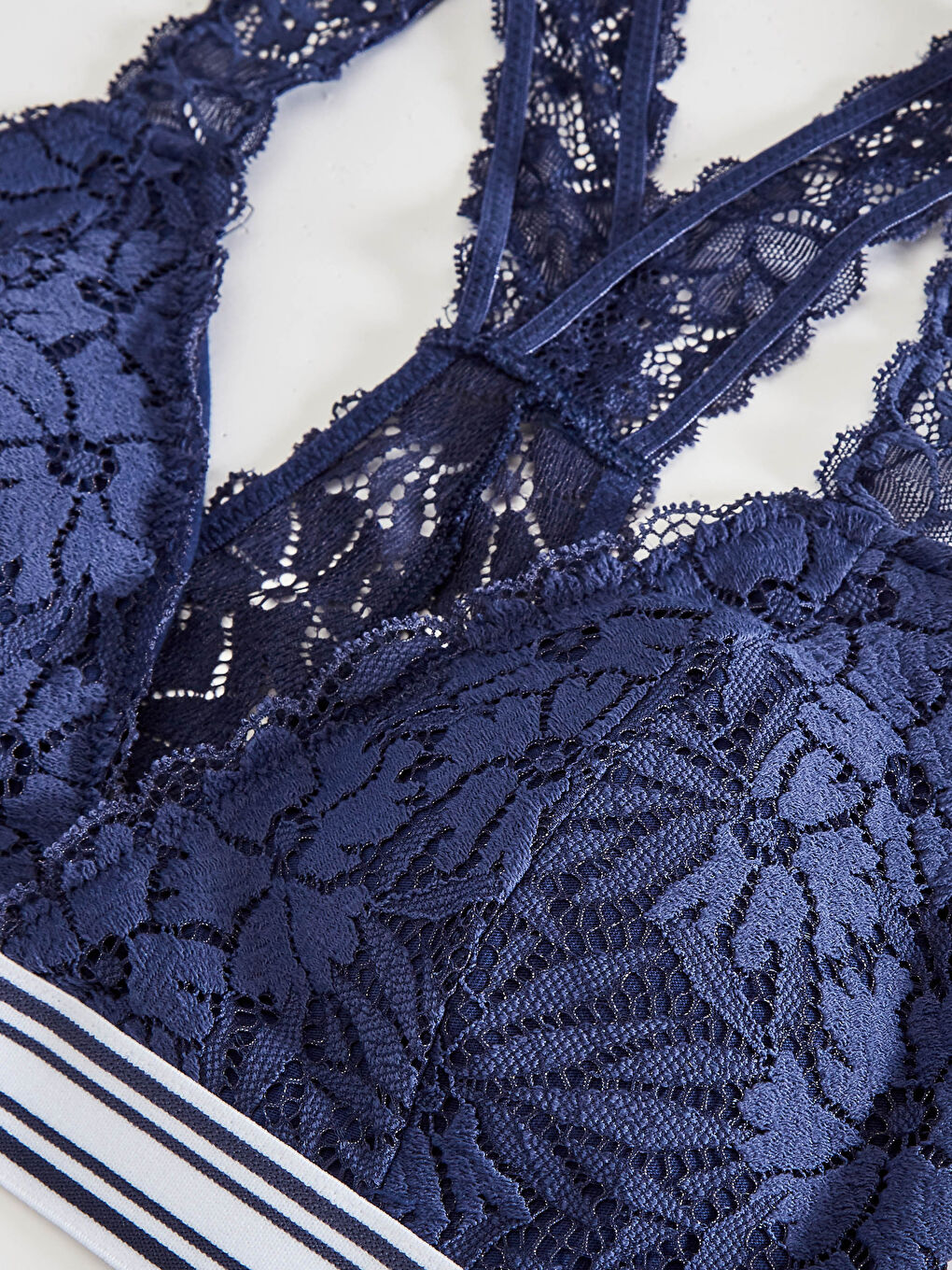 Mor Balensiz Dolgusuz Dantelli Bralet-2