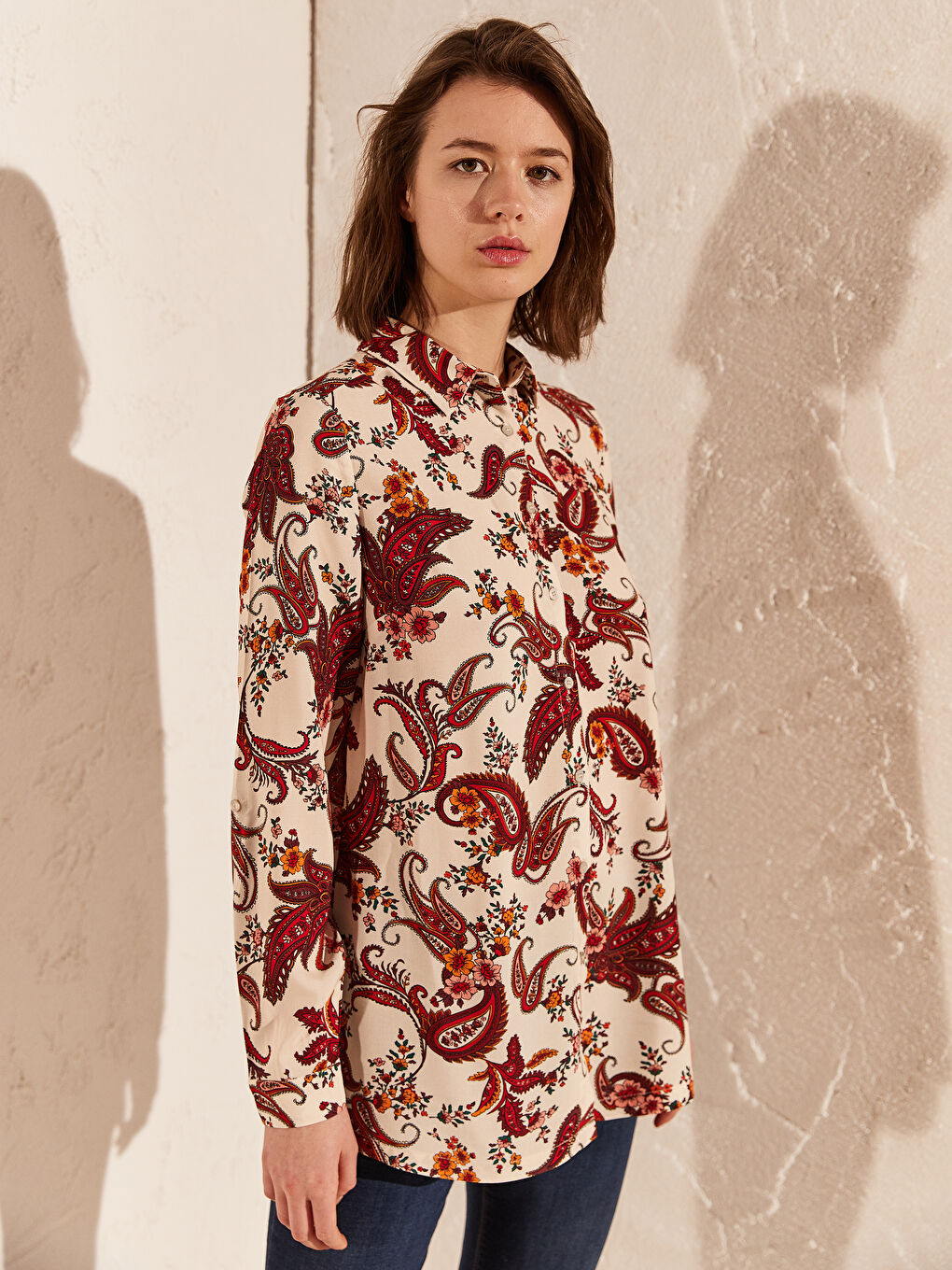 Ekru Standart Fit Uzun Kollu Kadın Gömlek-1