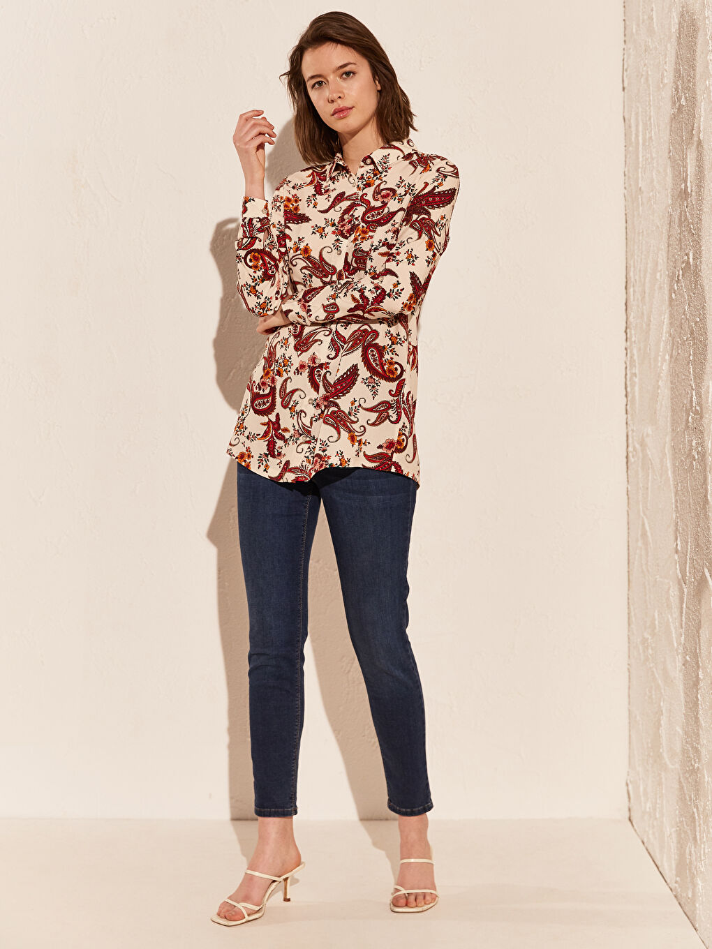 Ekru Standart Fit Uzun Kollu Kadın Gömlek-2