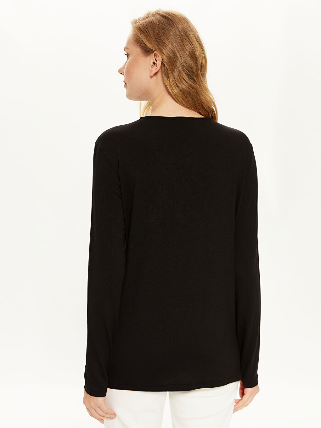 Siyah Bisiklet Yaka Uzun Kollu Kadın Tişört-2