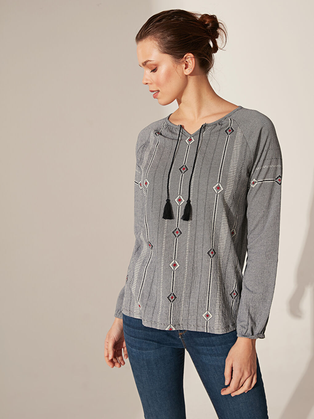 T-shirt à manches longues à motifs avec col rond pour Femmes-1