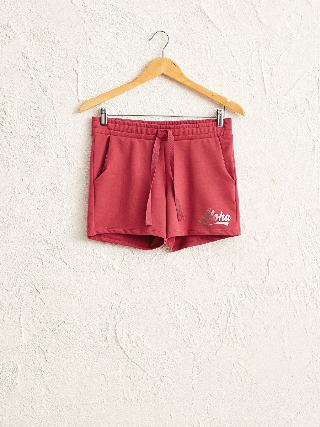 Шорты с принтом и эластичным поясом для женщин