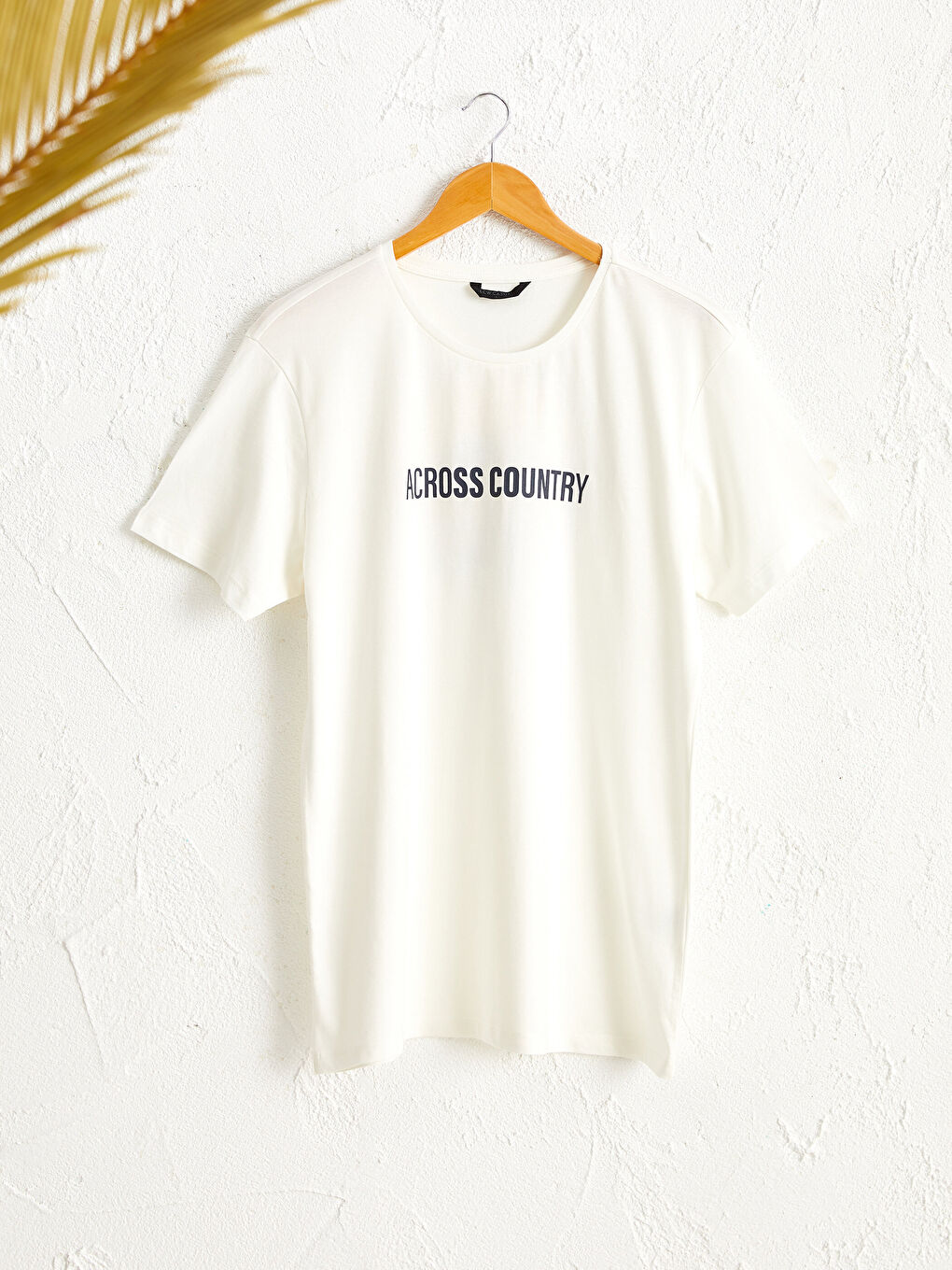 Ekru Bisiklet Yaka Baskılı Penye Tişört