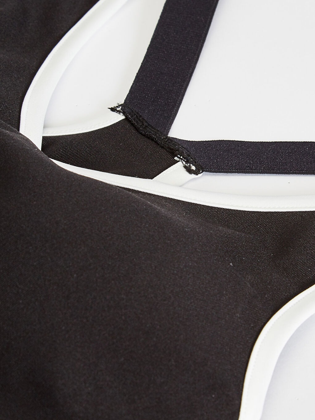 ياقة على شكل حرف V قميص رياضي بدون أكمام نسائي رياضي-2