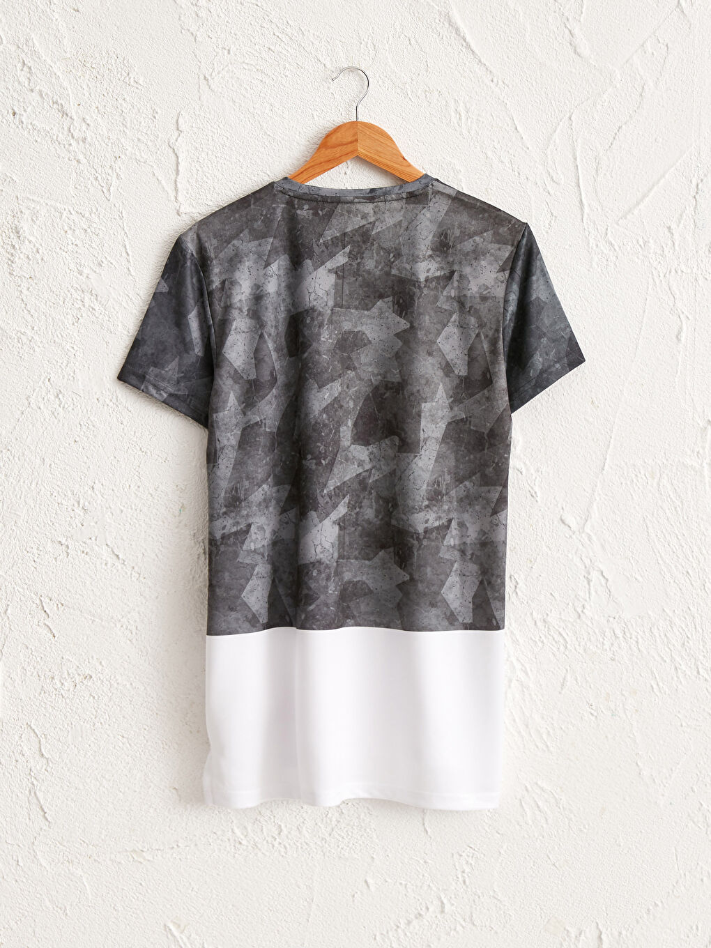 Beyaz Bisiklet Yaka Baskılı Aktif Spor Tişört-1