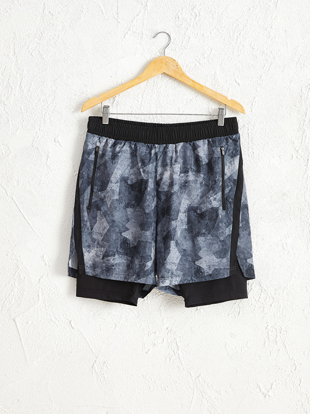 Siyah Standart Kalıp Aktif Spor Erkek Taytlı Kısa Şort