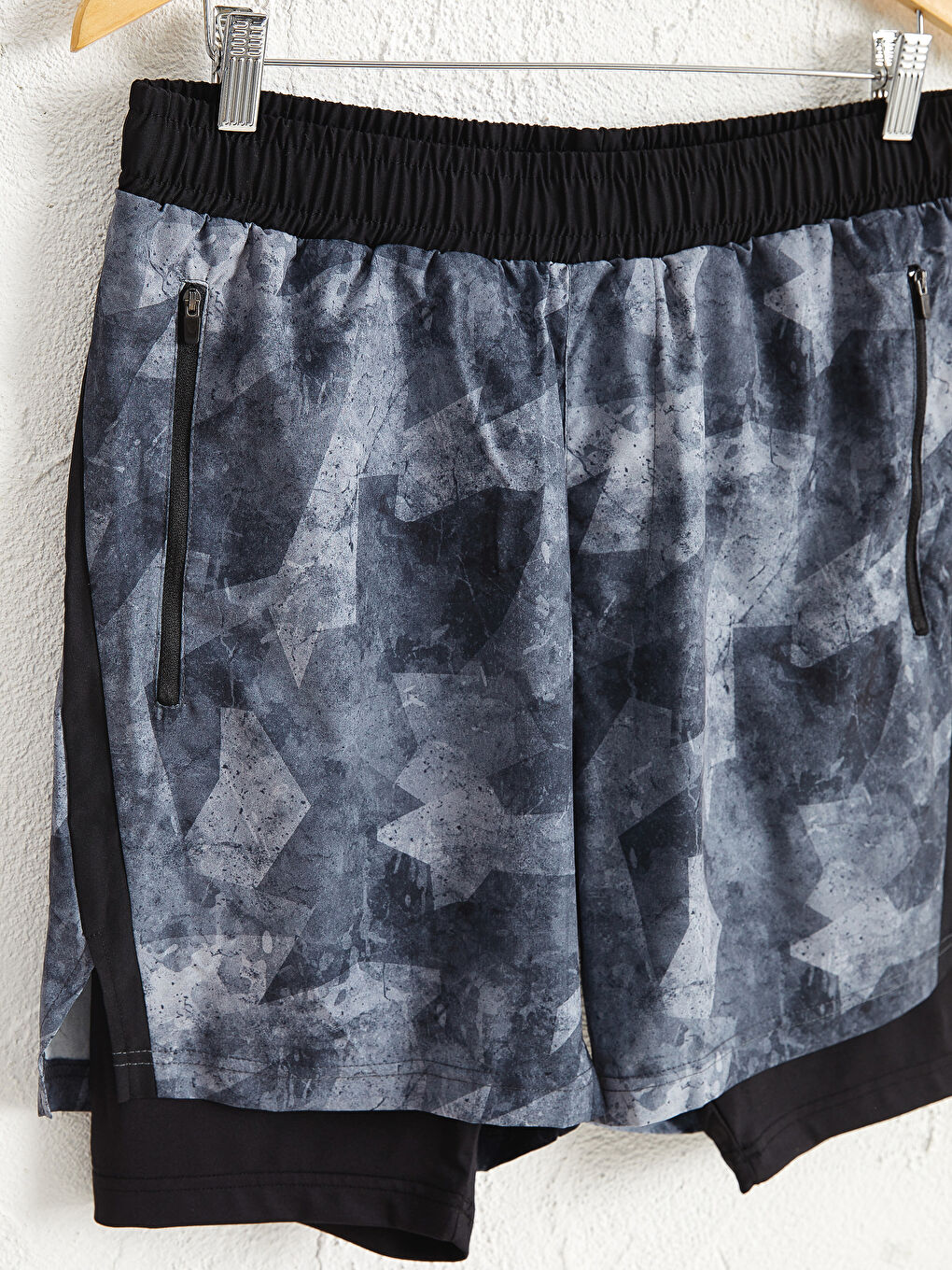 Siyah Standart Kalıp Aktif Spor Erkek Taytlı Kısa Şort-2