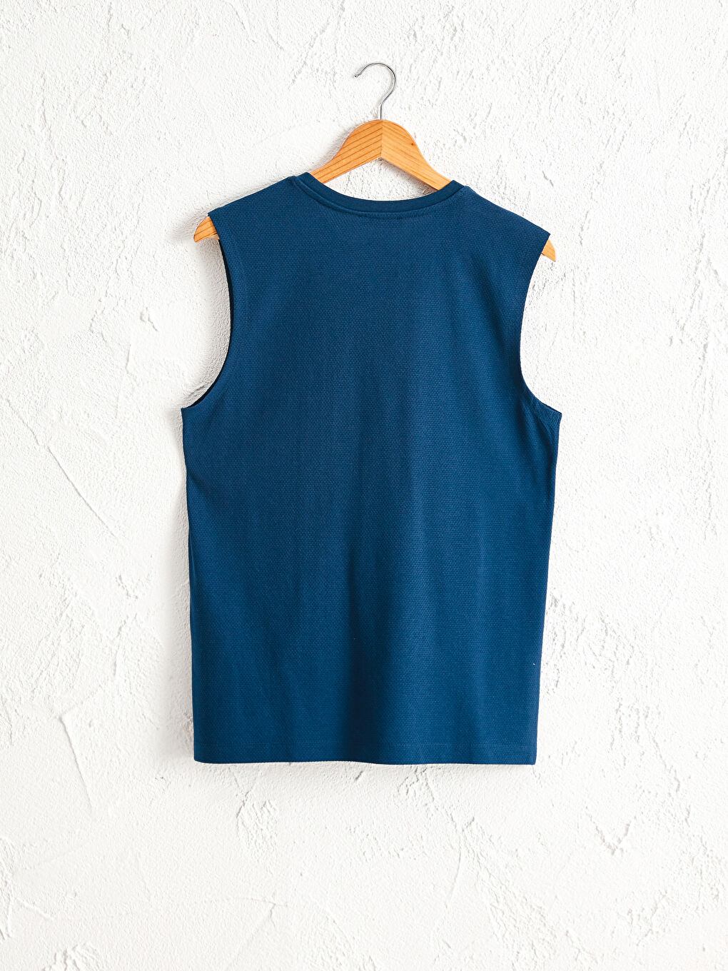Crew Neck Basic Men's Sleeveless T-Shirt-1