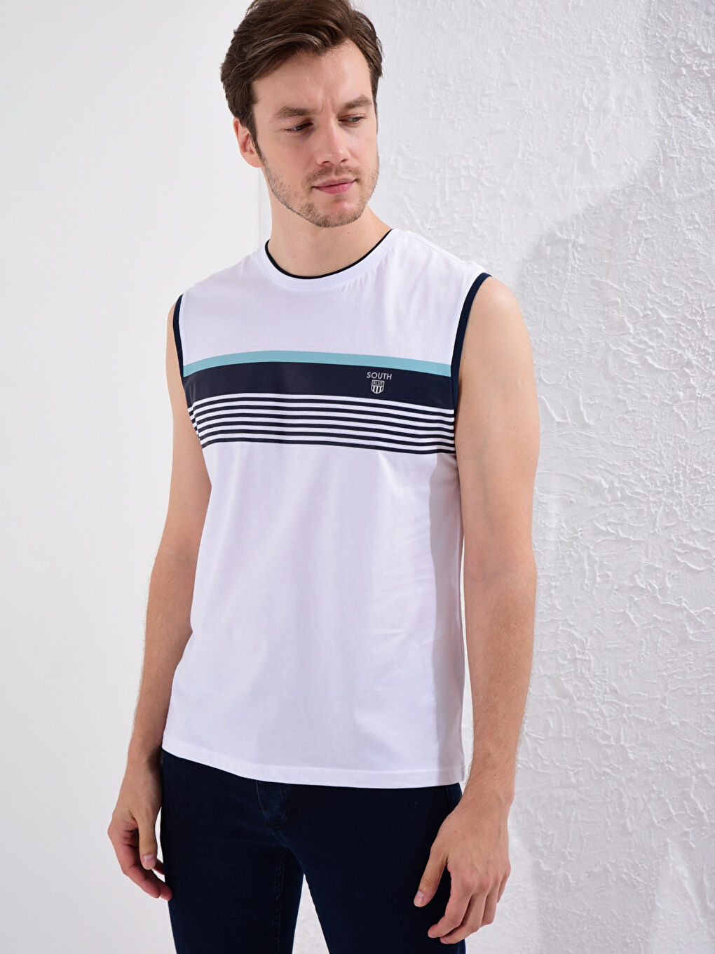 Printed Crew Neck Cotton Men's Sleeveless T-Shirt-1