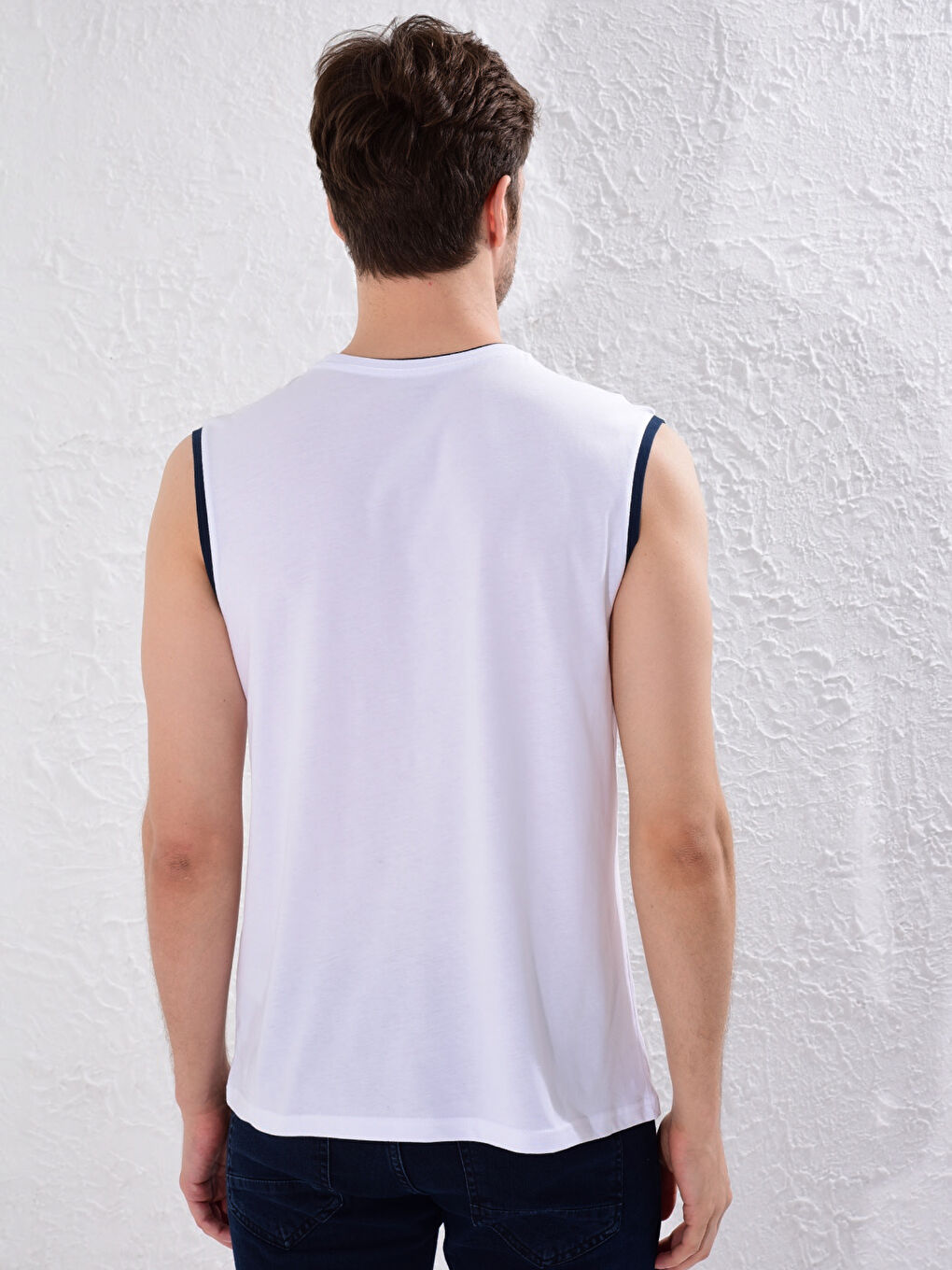 Printed Crew Neck Cotton Men's Sleeveless T-Shirt-3