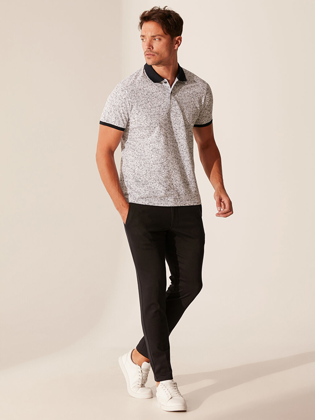 Beyaz Slim Fit Polo Yaka Desenli Pike Tişört-3