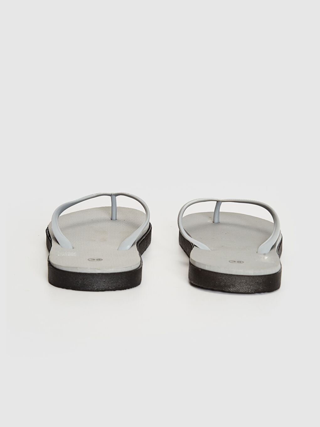 Gri Kadın Parmak Arası Plaj Terliği-1