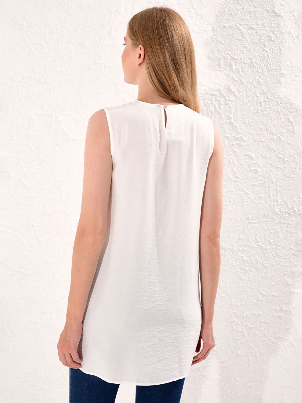 Sleeveless Tunic From Textured Fabric-3