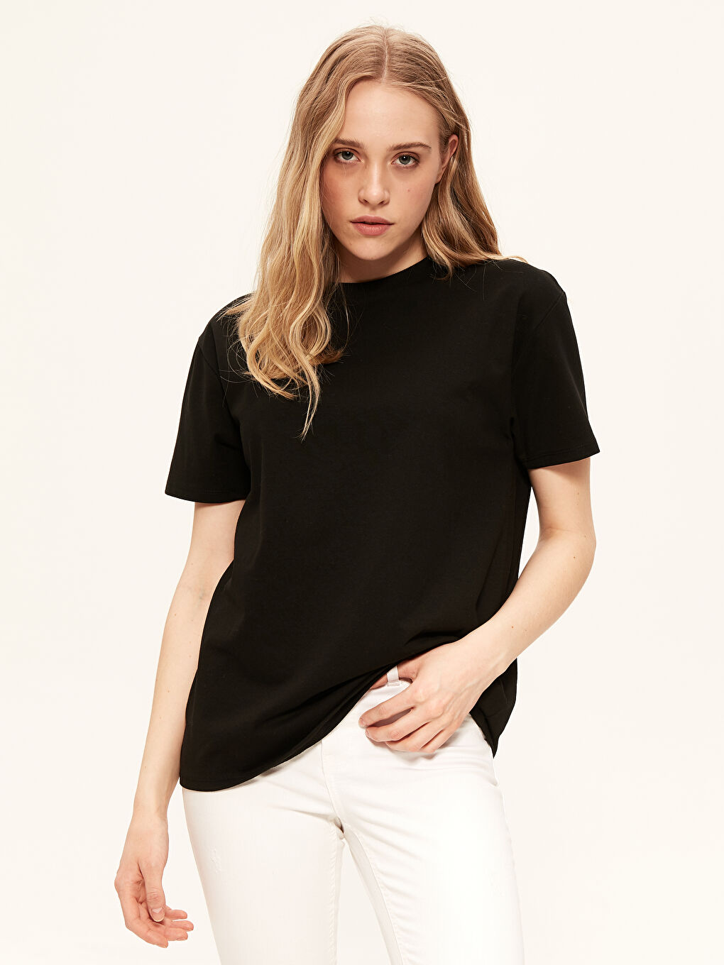 Siyah Doğa Dostu Düz Bisiklet Yaka Tişört