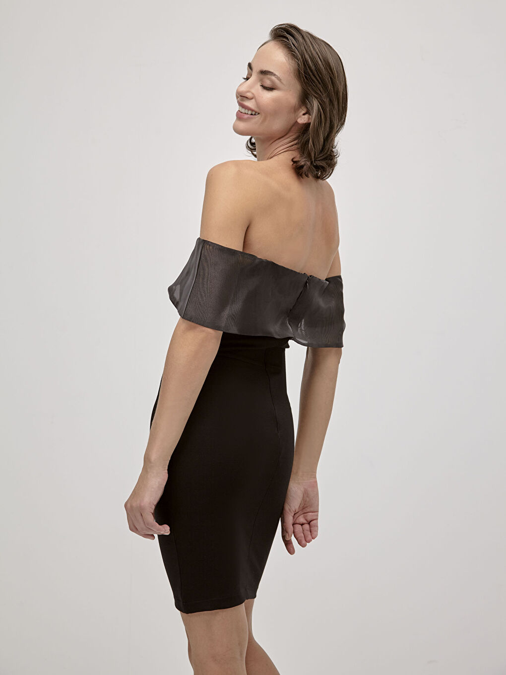 Slimming Effect Chiffon Shoulder Detail Elastic Pencil Dress-6